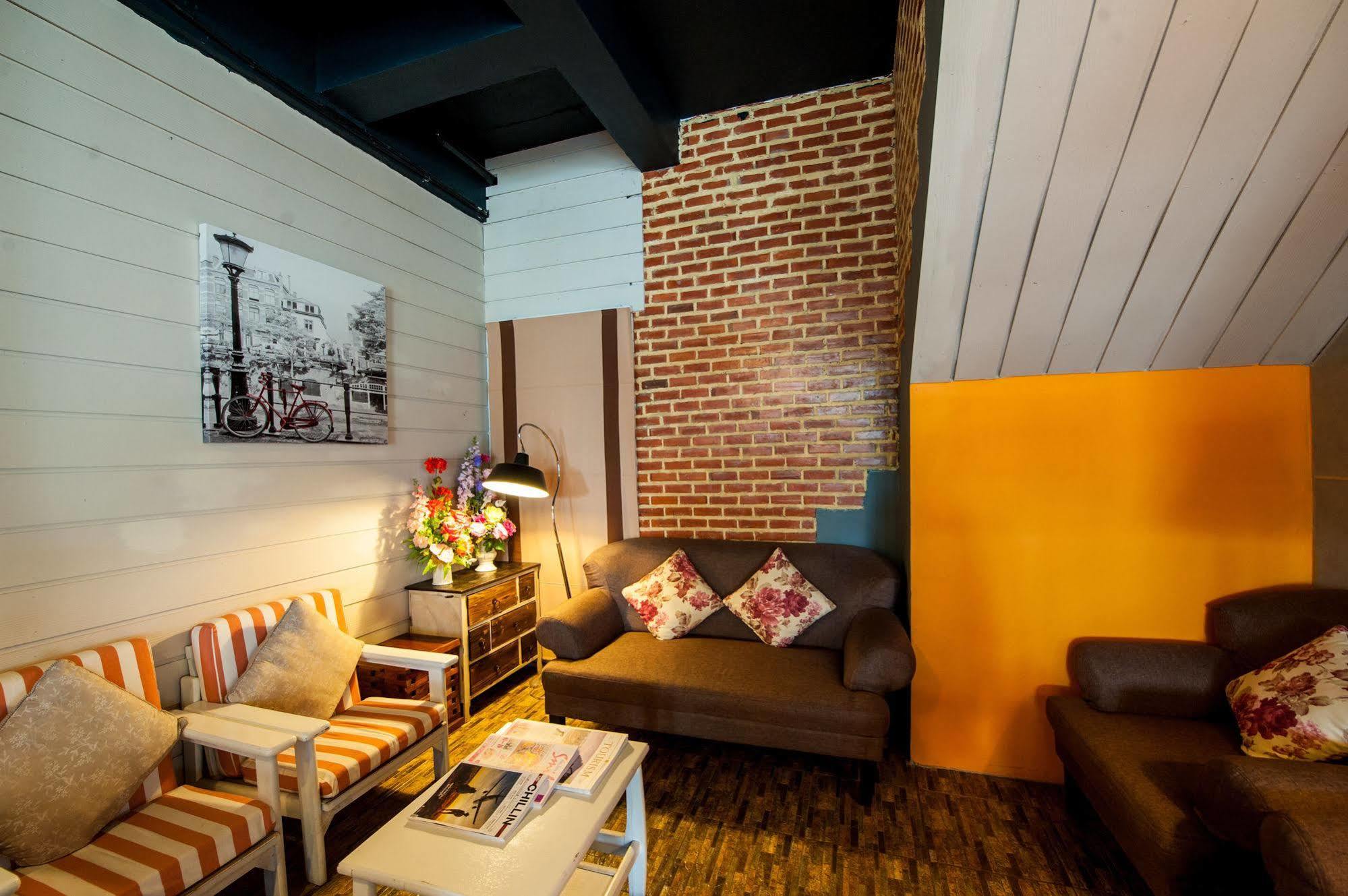 אודון תאני Prajaktra City Hostel מראה חיצוני תמונה